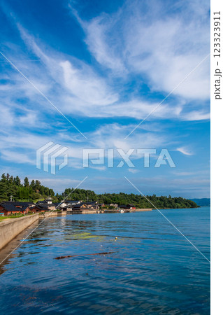 石川県 能登島大橋 快晴の海と空 9月 石川県 能登島大橋 快晴の海と空 9月 123323911