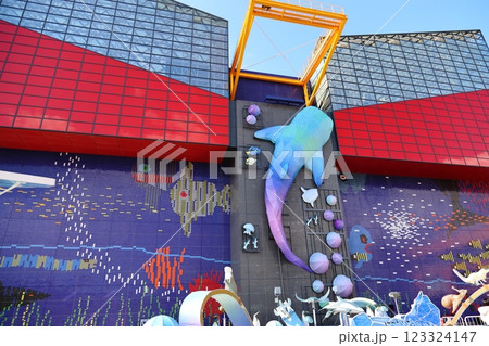 海遊館 ／ 広場 （大阪市港区海岸通） 123324147