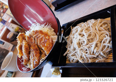 信州の美味しいお蕎麦とソースかつ丼 信州の美味しいお蕎麦とソースかつ丼 123326721