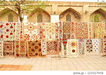 刺繍生地　スザニ　ウズベキスタン　5 123327438