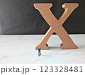 Xデー、ビジネスマン 123328481
