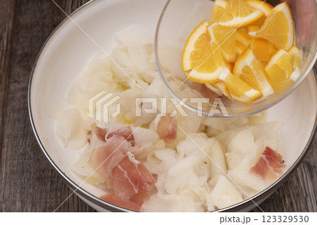 生ハムと大根のサラダ　マリネ 123329530