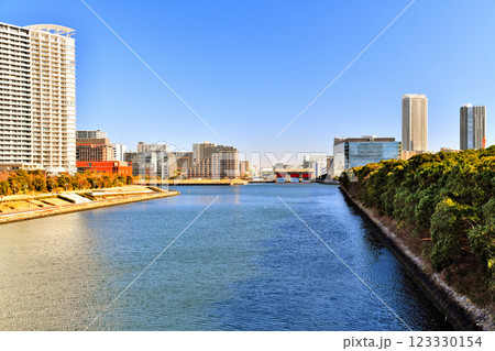 木遣り橋/東雲運河より東雲水門方面を望む(東京都江東区)【2025.1】 木遣り橋/東雲運河より東雲水門方面を望む(東京都江東区)【2025.1】 123330154