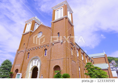 長崎県にある浦上天主堂 長崎県にある浦上天主堂 123330595
