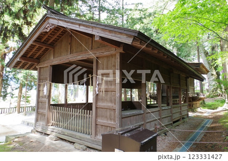 信州　諏訪　諏訪大社　五間廊　諏訪神社の総本山 123331427