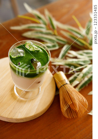 Iced matcha latte, authentic japanese matcha latte drink in a glass. 123331485