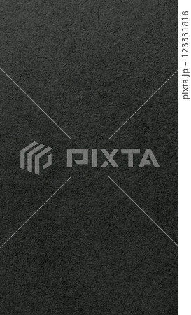 質感ザラザラ紙テクスチャー背景素材　黒　和風　シンプル　縦 123331818