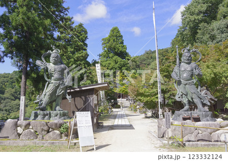 滋賀県にある観音正寺 滋賀県にある観音正寺 123332124