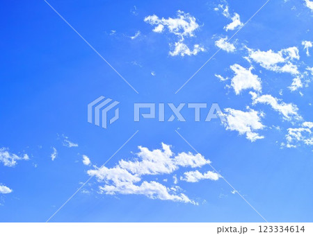 青空と雲イメージ 青空と雲イメージ 123334614