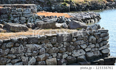 大村藩 お船蔵跡(長崎県大村市:玖島城の船蔵跡) 大村藩 お船蔵跡(長崎県大村市:玖島城の船蔵跡) 123338761
