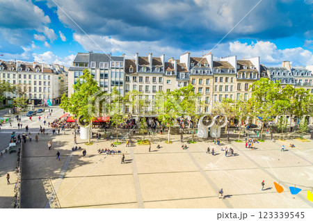 Square of Georges Pompidou, Paris 123339545