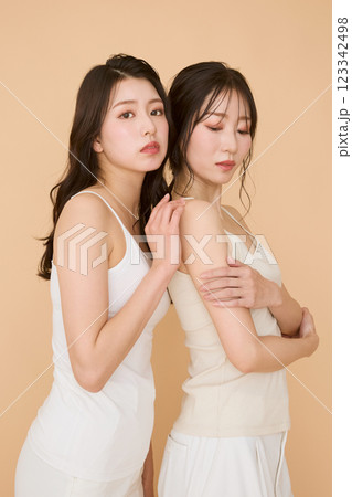 ビューティポートレート 123342498