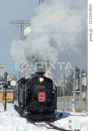 25周年を迎えたSL冬の湿原号　釧網本線　SL列車　蒸気機関車　C11 171 123342903