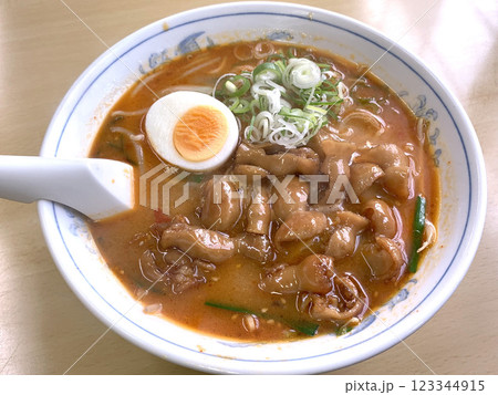 北海道ご当地ラーメン 深川市 辛口ホルモンラーメンみそ ホルモン味噌ラーメン 辛味噌ラーメン 北海道ご当地ラーメン 深川市 辛口ホルモンラーメンみそ ホルモン味噌ラーメン 辛味噌ラーメン 123344915