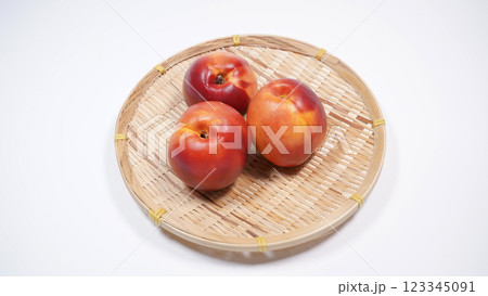 ネクタリン 123345091