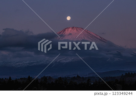 パール富士山 123349244