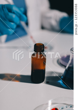 Researchers working in the clinical laboratory 123353088