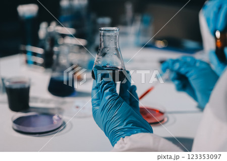 Researchers working in the clinical laboratory 123353097
