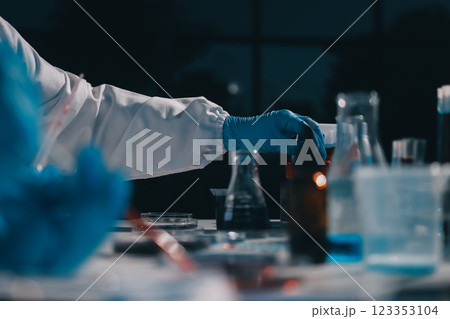 Researchers working in the clinical laboratory 123353104