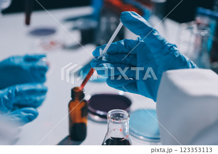 Researchers working in the clinical laboratory Researchers working in the clinical laboratory 123353113