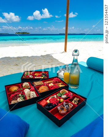 Sandbank experience with picnic in Gaafu Dhaalu Atoll Maguhdhuvaa Island, Maldives Sandbank experience with picnic in Gaafu Dhaalu Atoll Maguhdhuvaa Island, Maldives 123354437