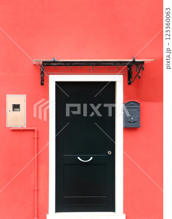 Red wall door 123360063