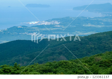 千貫平自然公園からの鹿児島湾の眺望 123361137