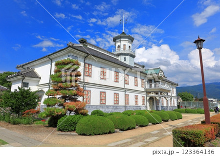 【長野県】晴天の旧開智学校（旧開智小学校） 123364136