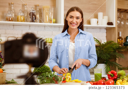 Food Blogger. Woman Explaining How To Cook Dish, Recording Video At Home Kitchen 123365373