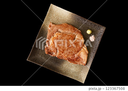 ロースステーキ 123367508