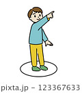 何かを発見した男の子のイラスト01 123367633