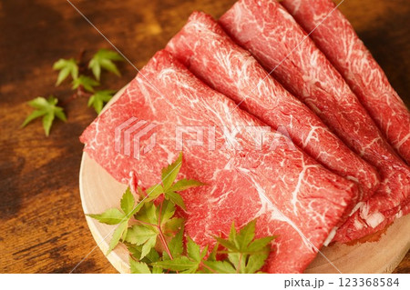 黒毛和牛特選赤身スライス 123368584