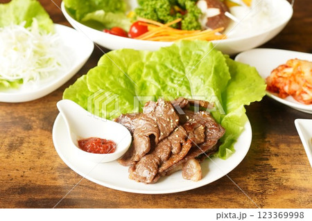 焼肉 焼肉 123369998