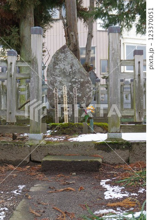 信州 諏訪 貞松院の松平忠輝公墓所 徳川家康の六男、幽閉された俊英果敢な逸材の終焉の地 信州 諏訪 貞松院の松平忠輝公墓所 徳川家康の六男、幽閉された俊英果敢な逸材の終焉の地 123370051