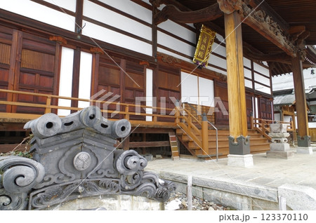 信州　諏訪　貞松院　徳川家康の六男　松平忠輝の墓所がある寺院 123370110