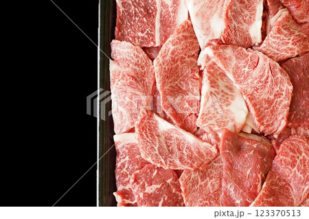 黒毛和牛カルビ切り落とし 123370513