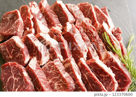 牛ハラミの焼肉 123370600