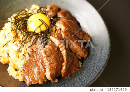 国産ハラミ焼肉用 123371436