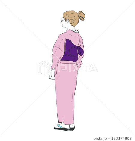 着物を着た女性の後ろ姿 着物を着た女性の後ろ姿 123374908
