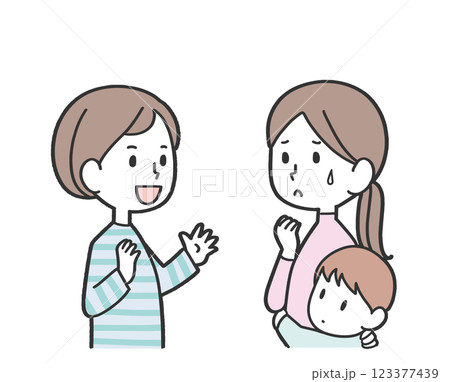 子連れの母親と話す女性 123377439