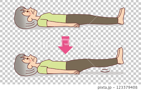足上げ腹筋運動をする高齢者 123379408