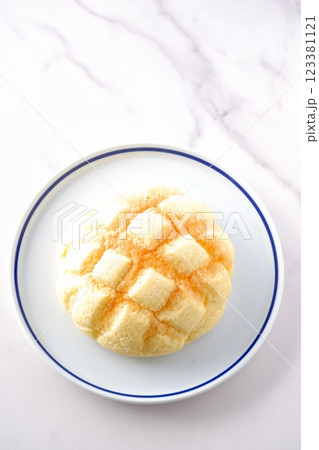 おいしそうなメロンパン おいしそうなメロンパン 123381121