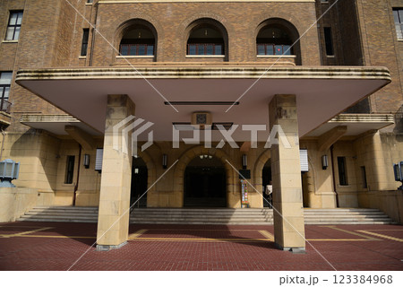 冬の名古屋・鶴舞公園 冬の名古屋・鶴舞公園 123384968