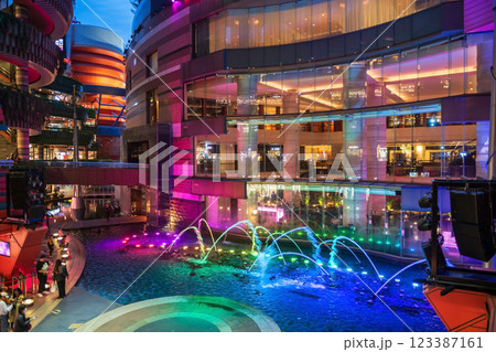 Fountain dance water light up show in Canal city Sun plaza, Fukuoka Fountain dance water light up show in Canal city Sun plaza, Fukuoka 123387161