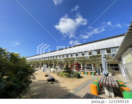 2014年廃校後2015年12月に道の駅リニューアル　道の駅保田小学校 123389518