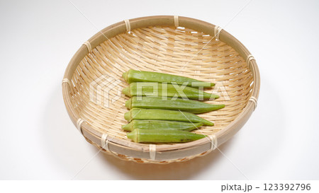 オクラ 123392796