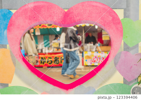 祭りの景色 123394406