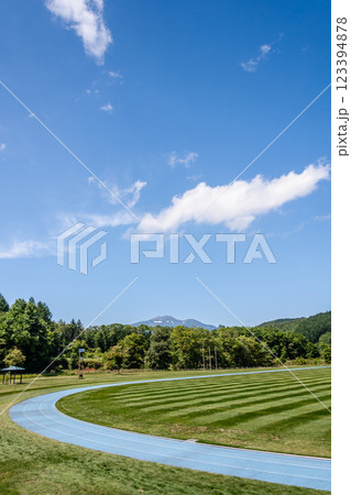 飛騨高山　日和田高原の夏の風景　7月	 123394878