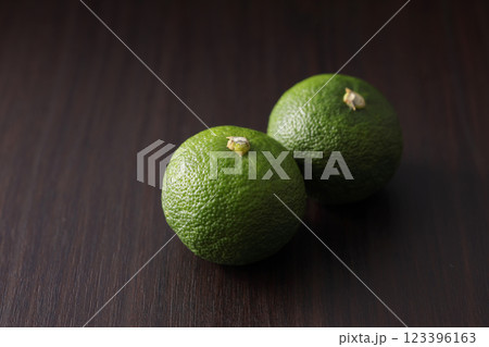 すだち すだち 123396163