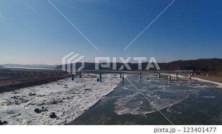 臨津江鉄橋（自由の橋） 123401477